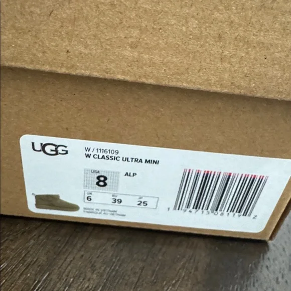Classic Ultra Mini Ugg - Picture 6 of 9